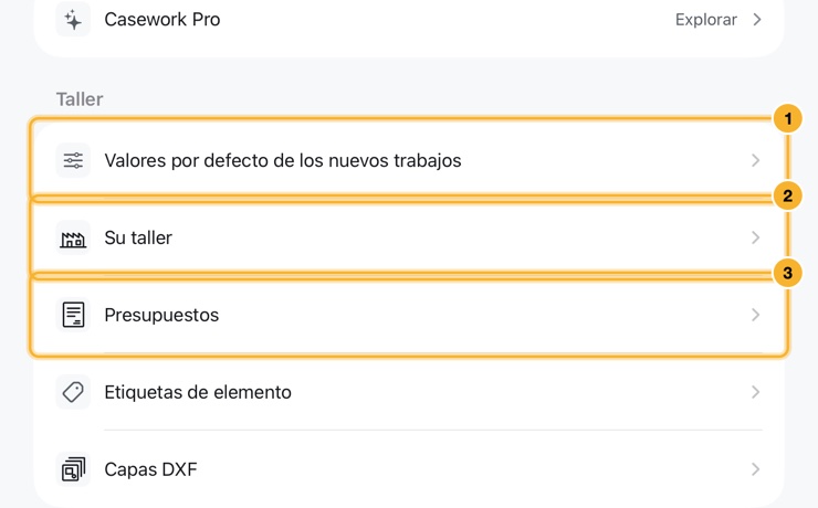 La pestaña Ajustes: Casework Pro bajo Cuenta, después las filas de Taller para Valores por defecto de los nuevos trabajos, Su taller, Presupuestos, Etiquetas de elemento y Capas DXF, y luego Preferencias.